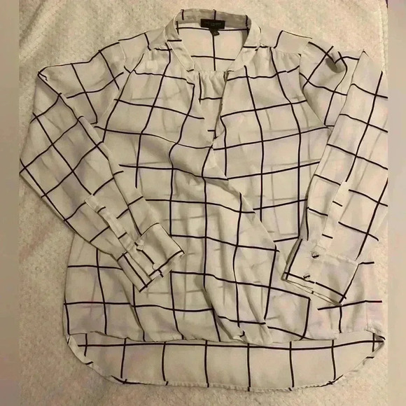 The Limited black & white checkered long sleeve asymmetrical blouse size medium - Picture 1 of 8